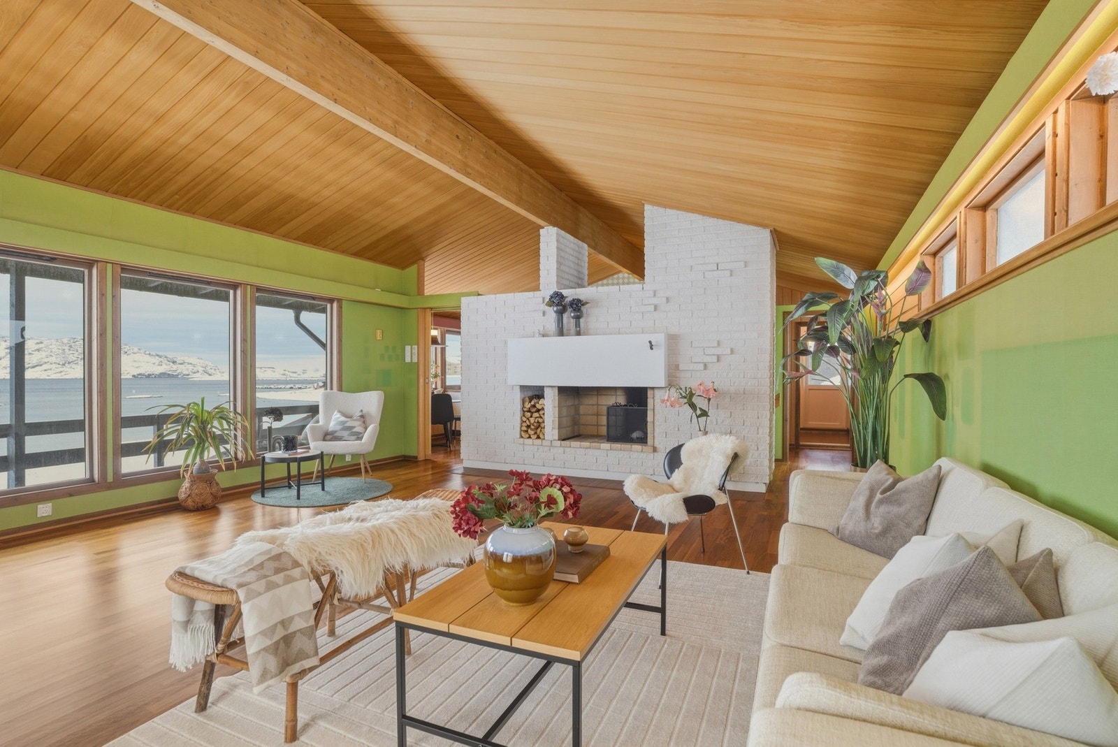 Her kan du skape din drømmestue og samtidig bevare boligens solide 70-tallspreg. Galleribilde