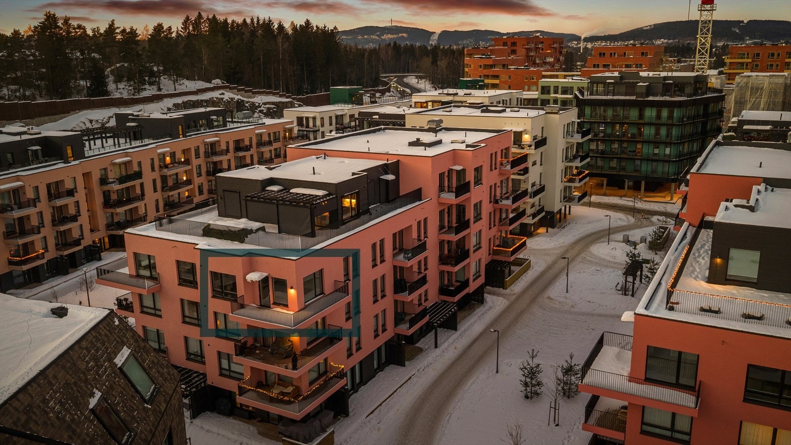 4. etg. på en høyde i Skårerbyen. Omtrentlig plassering i bygget. Galleribilde