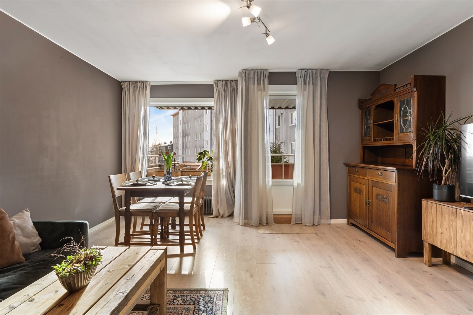 Inne er det lunt, romslig og moderne. Galleribilde