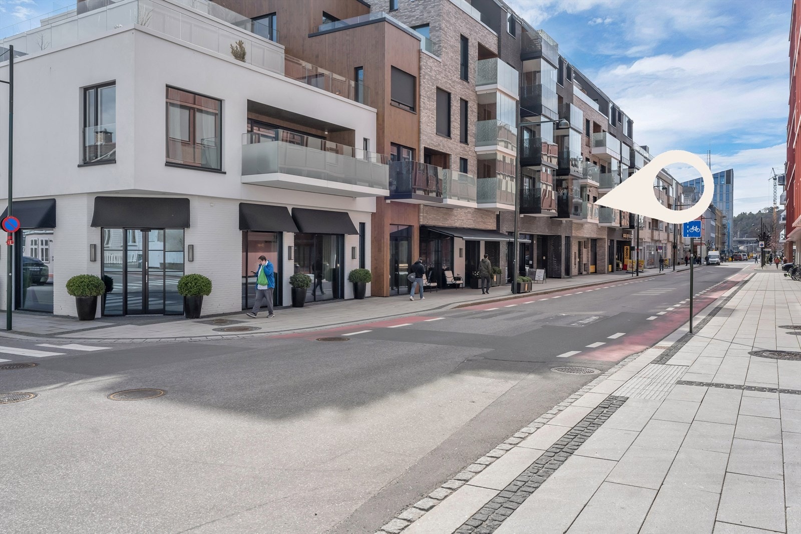 Leiligheten er attraktivt beliggende midt i kvadraturen i byggets 2 etasje Galleribilde