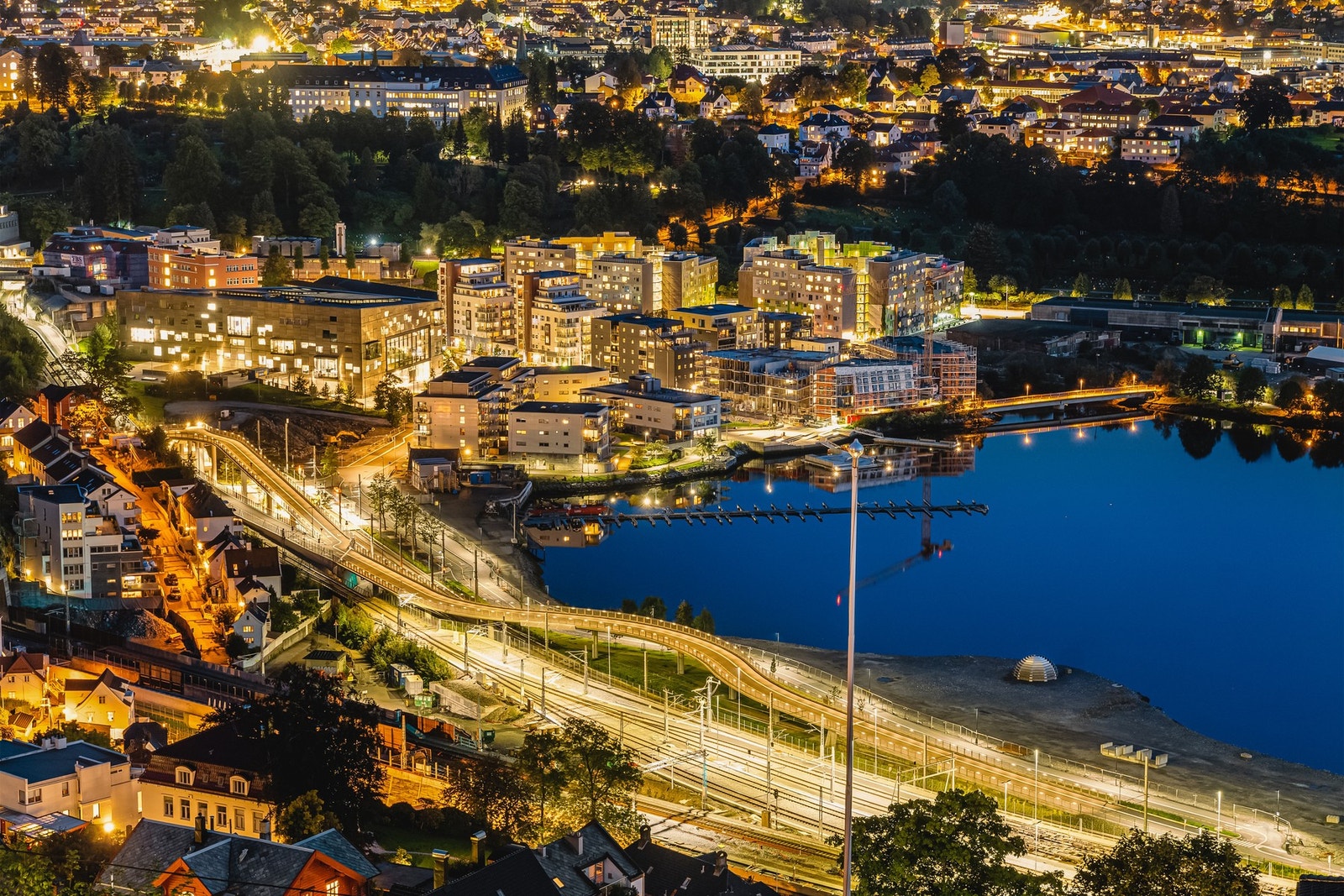 Husk å laste ned salgsoppgaven slik at du er forberedt til visning! Galleribilde