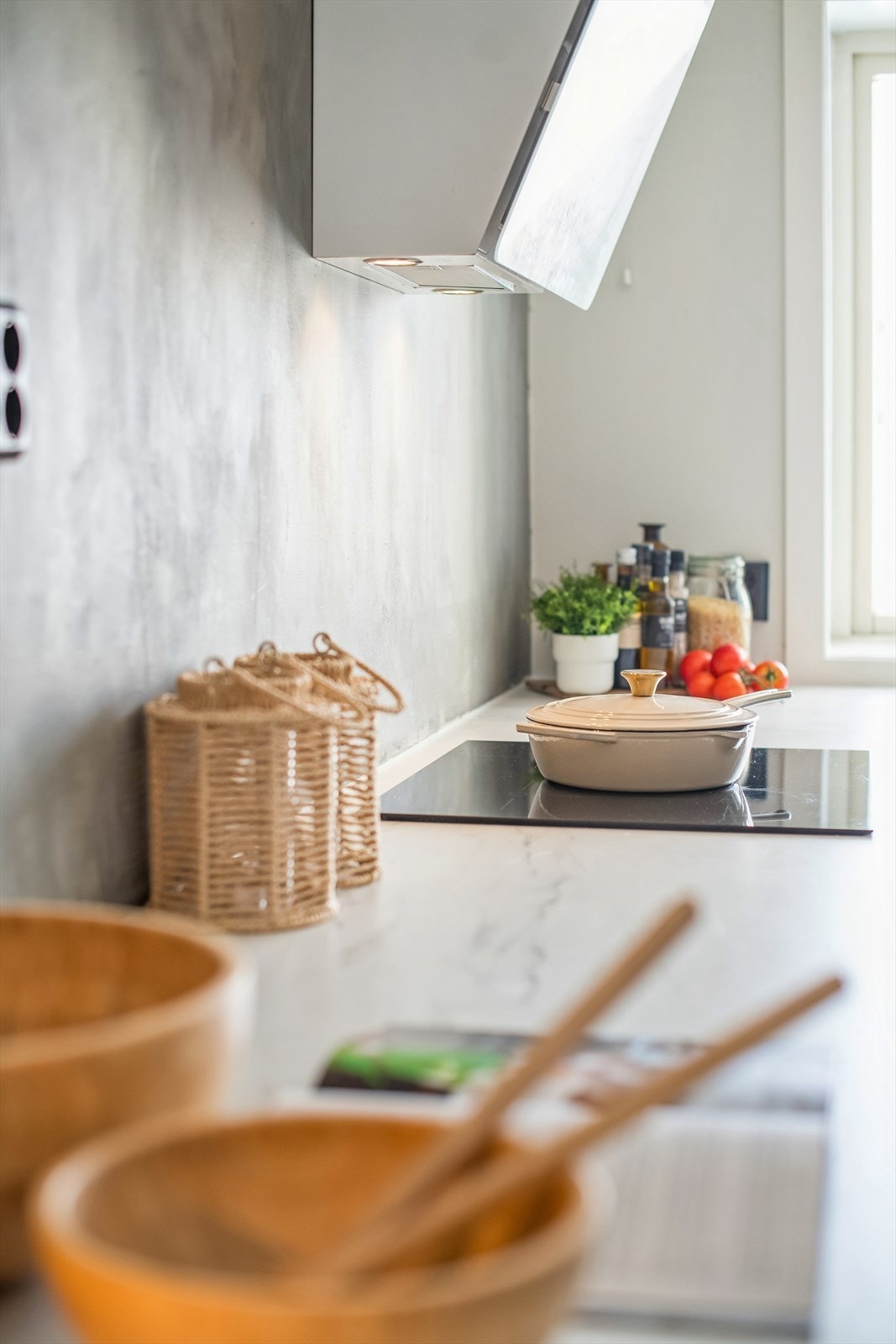 Moderne farge- og materialvalg. Galleribilde