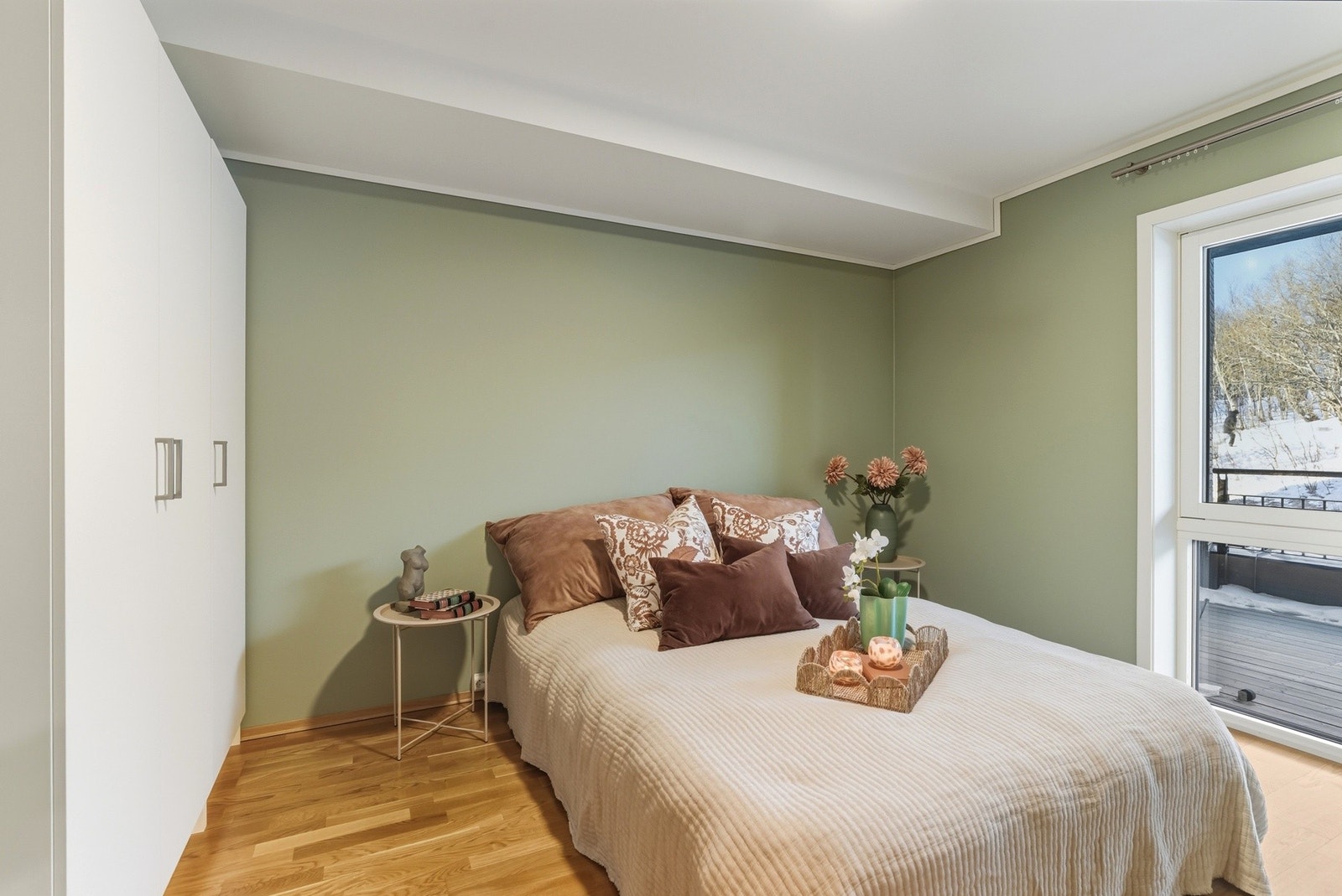 Soverom nr. 1 med garderobeskap Galleribilde