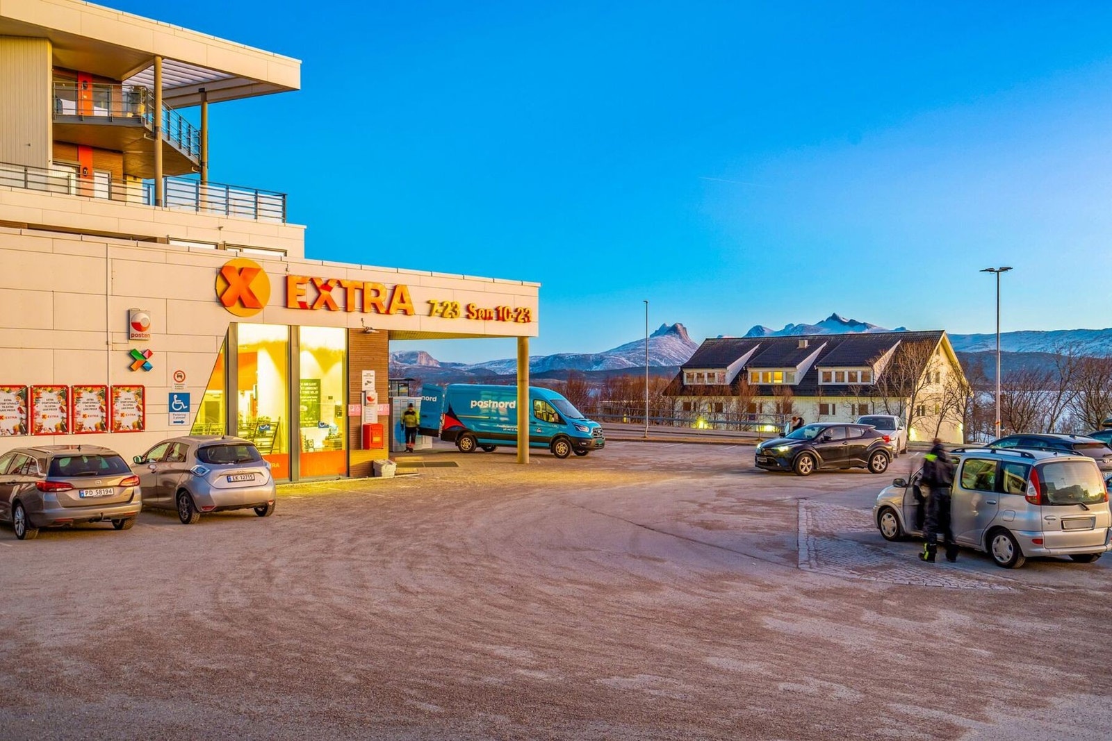 Dagligvarebutikk ligger praktisk til like ved Galleribilde