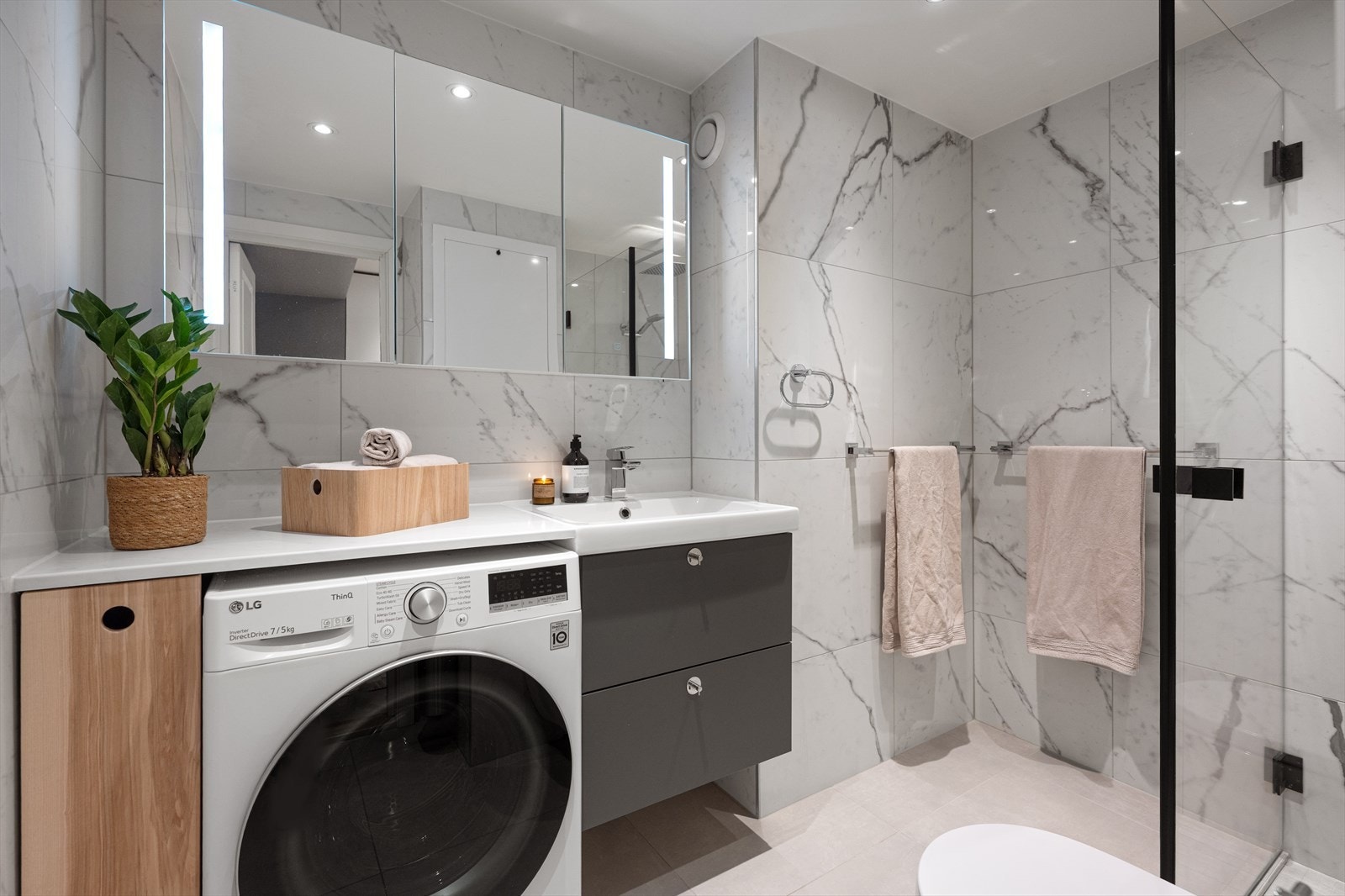 Badet ble totalrenovert i regi av borettslaget i 2022 og har fått TG 1 fra takstmann. Galleribilde