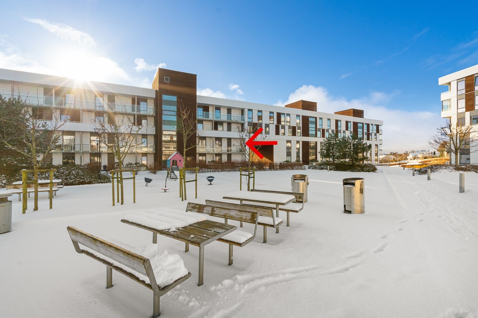 Fasade og inngangsparti Galleribilde