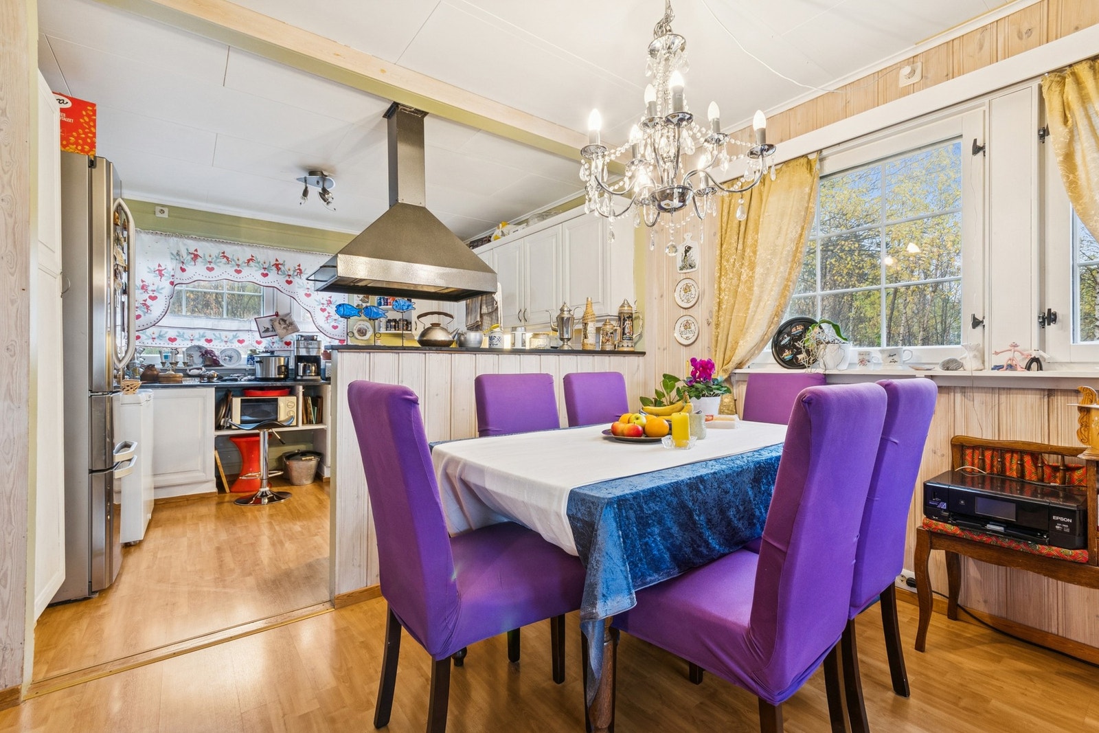 Stue og kjøkken Galleribilde