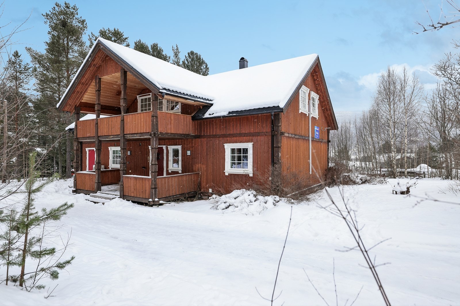 Enebolig vesentlig ombygd og modernisert i perioden 2012-2013, med en ny andre etasje Galleribilde