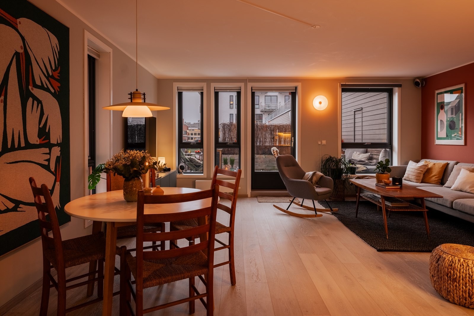 Oppvarming via vannbåren varme er, i likhet med varmtvann og internett, inkludert i felleskostnadene (A-konto). Galleribilde