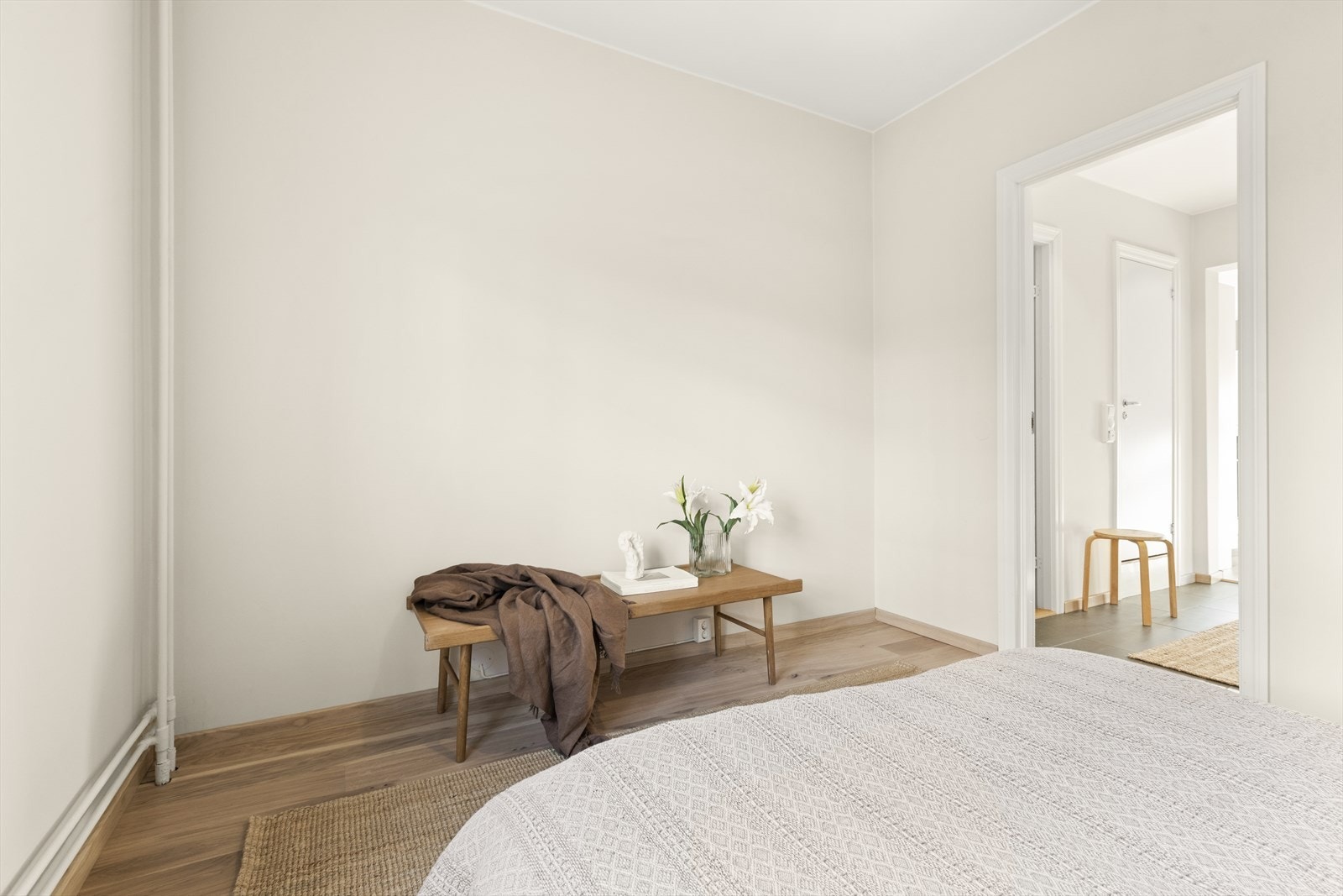 Hovedsoverom. Medfølger både kjellerbod og loftsbod, samt felles sportsbod Galleribilde