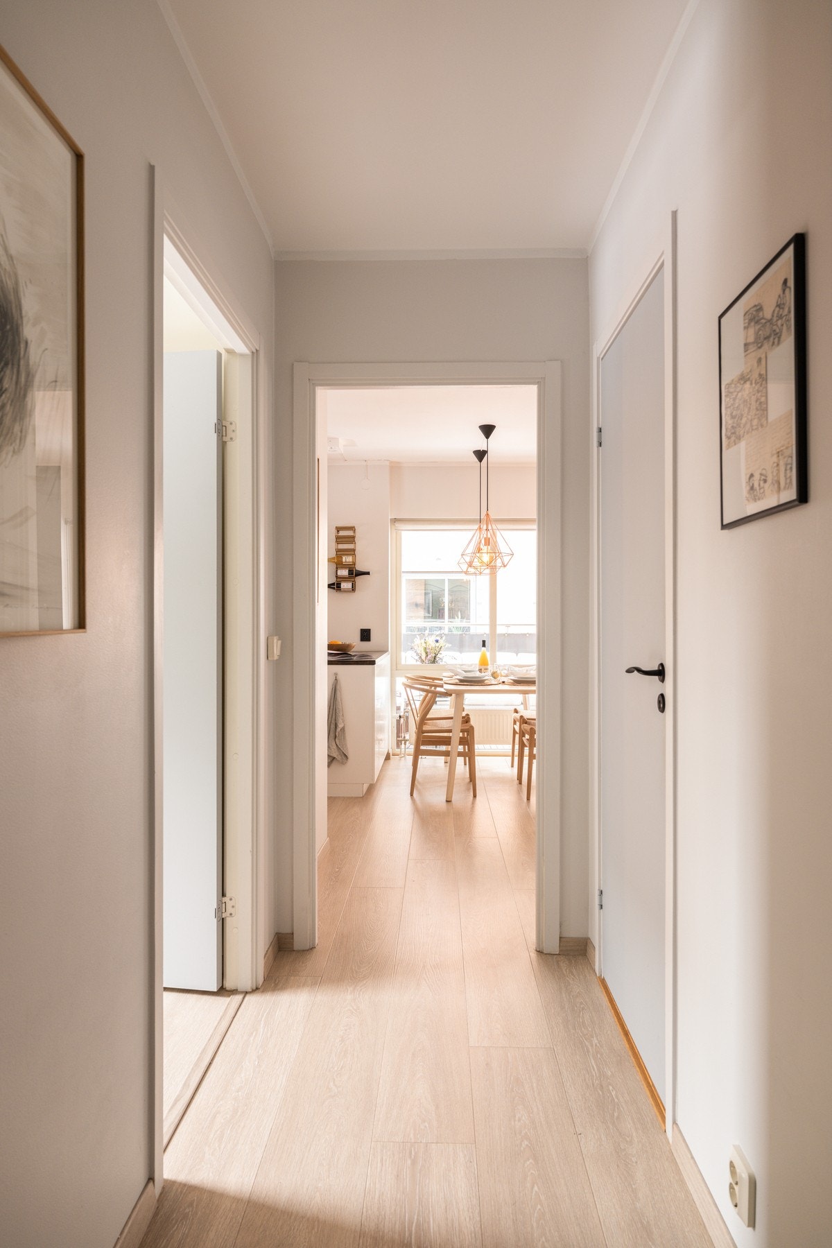 Fra gangen har du også adkomst til en praktisk innvendig bod. Galleribilde