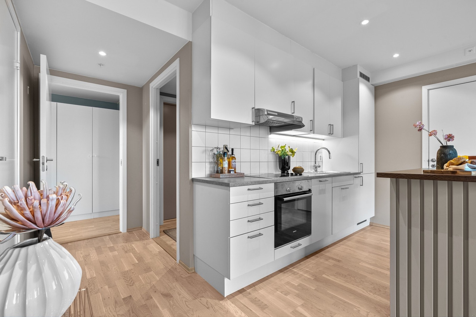 Leiligheten er innflytningsklar og selger er svært fleksibel på overtagelse - også rask! Galleribilde