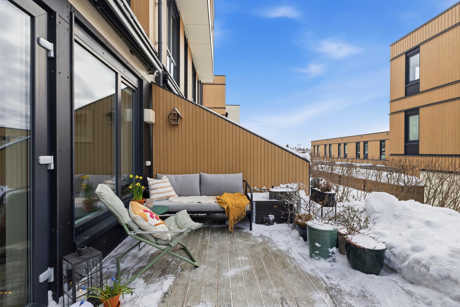 Her er det god plass til lounge, grill og andre møbler Galleribilde