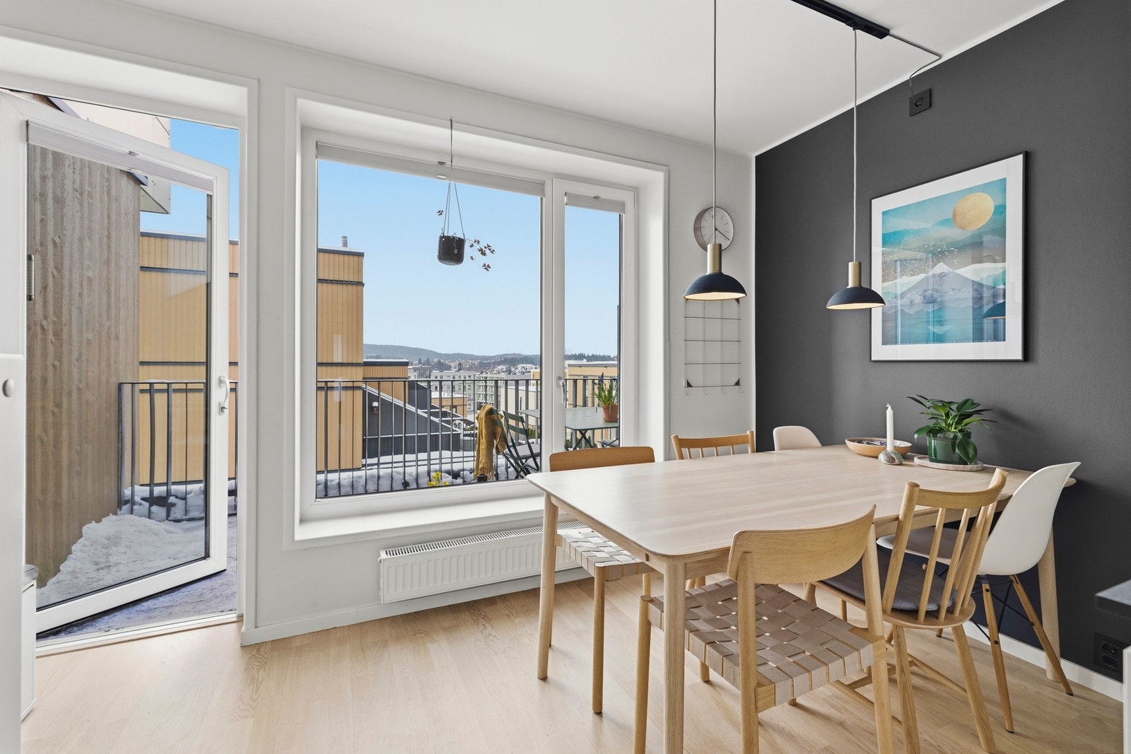 Her er det god plass til et spisebord Galleribilde