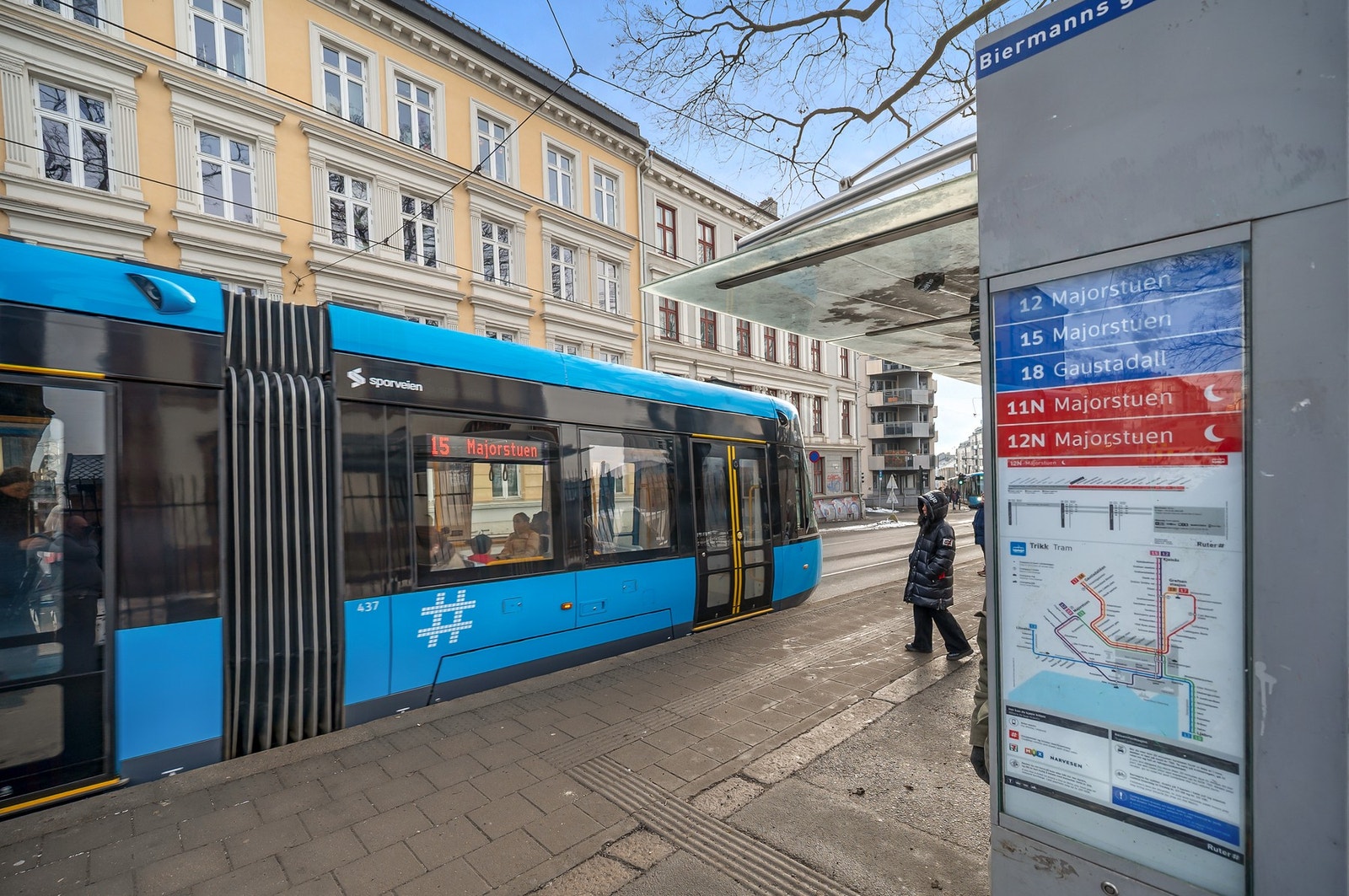 Nærmeste trikkeholdeplass ligger ca. 5 minutters gange fra leiligheten Galleribilde