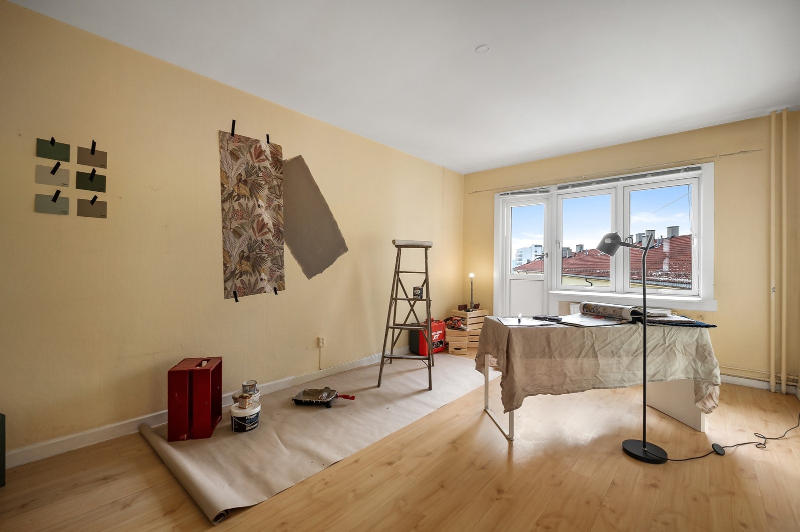 Gjennomgående 2(3)-roms med stort potensial. Fotograf: Jan Petter Kristiansen. Galleribilde