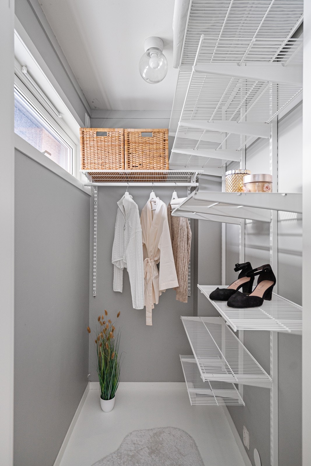 Walk in closet Galleribilde