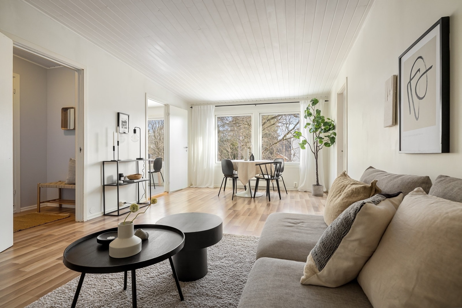 Velkommen til Kristine Bonnevies vei 5 - presentert av Jan Robert Ottesen i Krogsveen Galleribilde