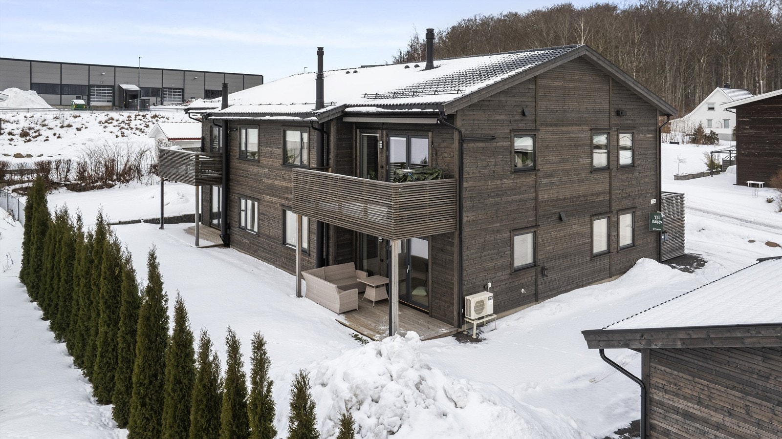 Krogsveen v/Vindum ønsker velkommen til ny og innholdsrik selveier leilighet i Raveien 410! Galleribilde