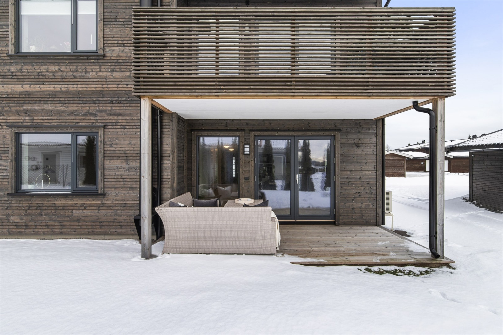 God plass til utemøblement på terrassen Galleribilde