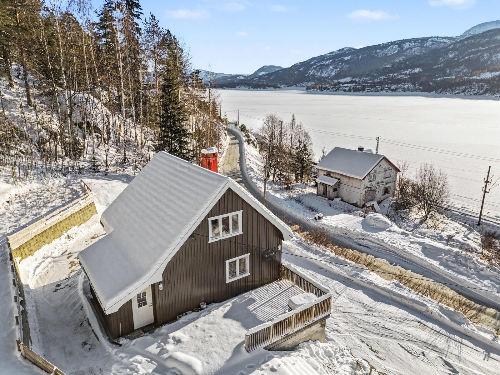 Velkommen til Gulsvikvegen 193. Foto. EIE og Uthus Photography. Galleribilde