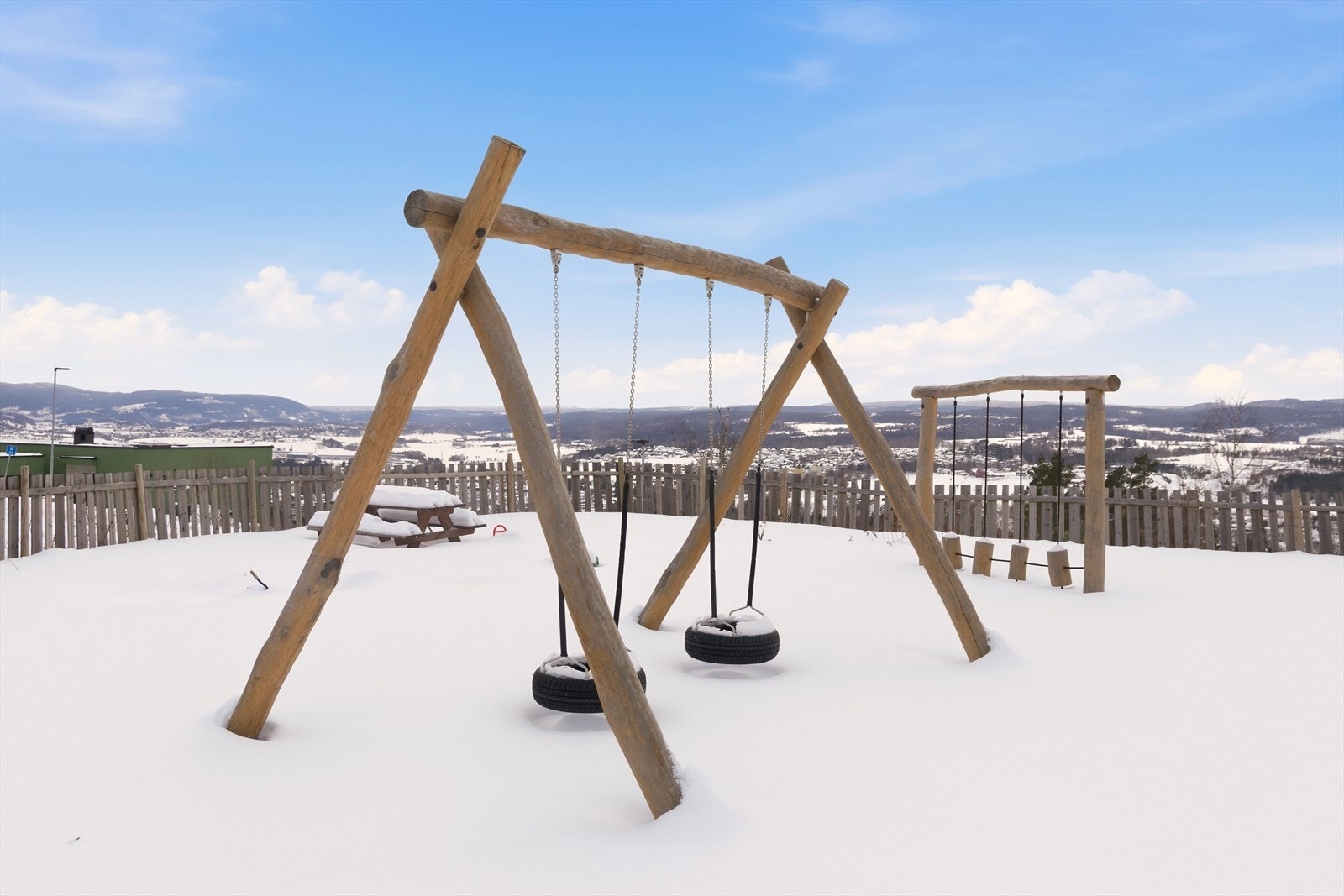 Lekeplass på området Galleribilde