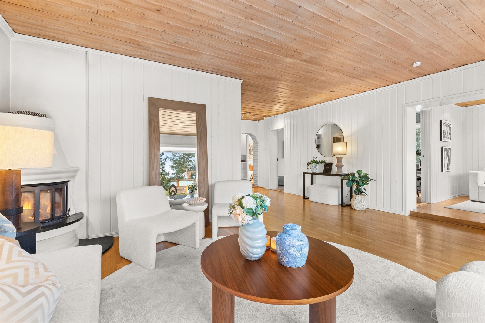 Peisovnen er et sentralt element i stuen - perfekt på kalde høst- og vinterkvelder. Galleribilde