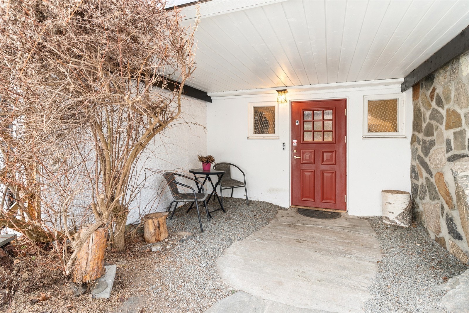 Overbygget inngangsparti. Galleribilde