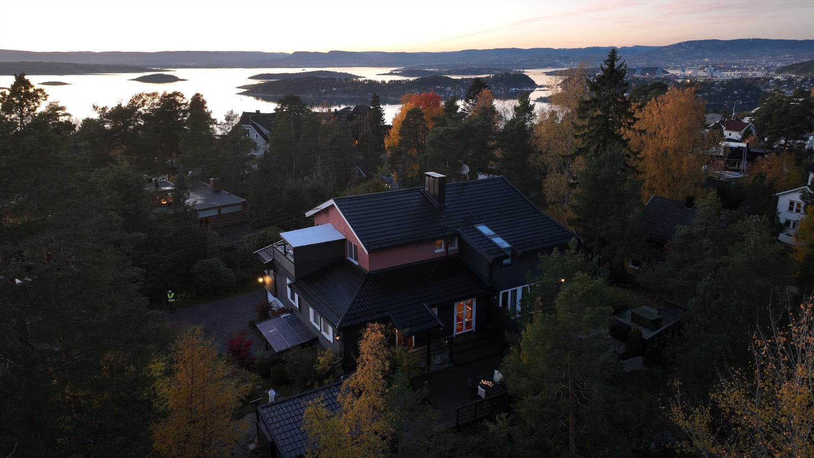 Høydefoto av eiendommen. Galleribilde