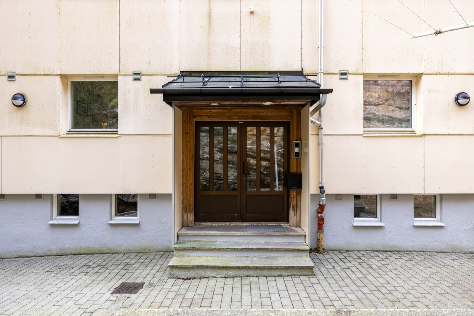 Det medfølger 2 stk. eksterne boder i fellesareal på totalt ca. 9 kvm. Galleribilde