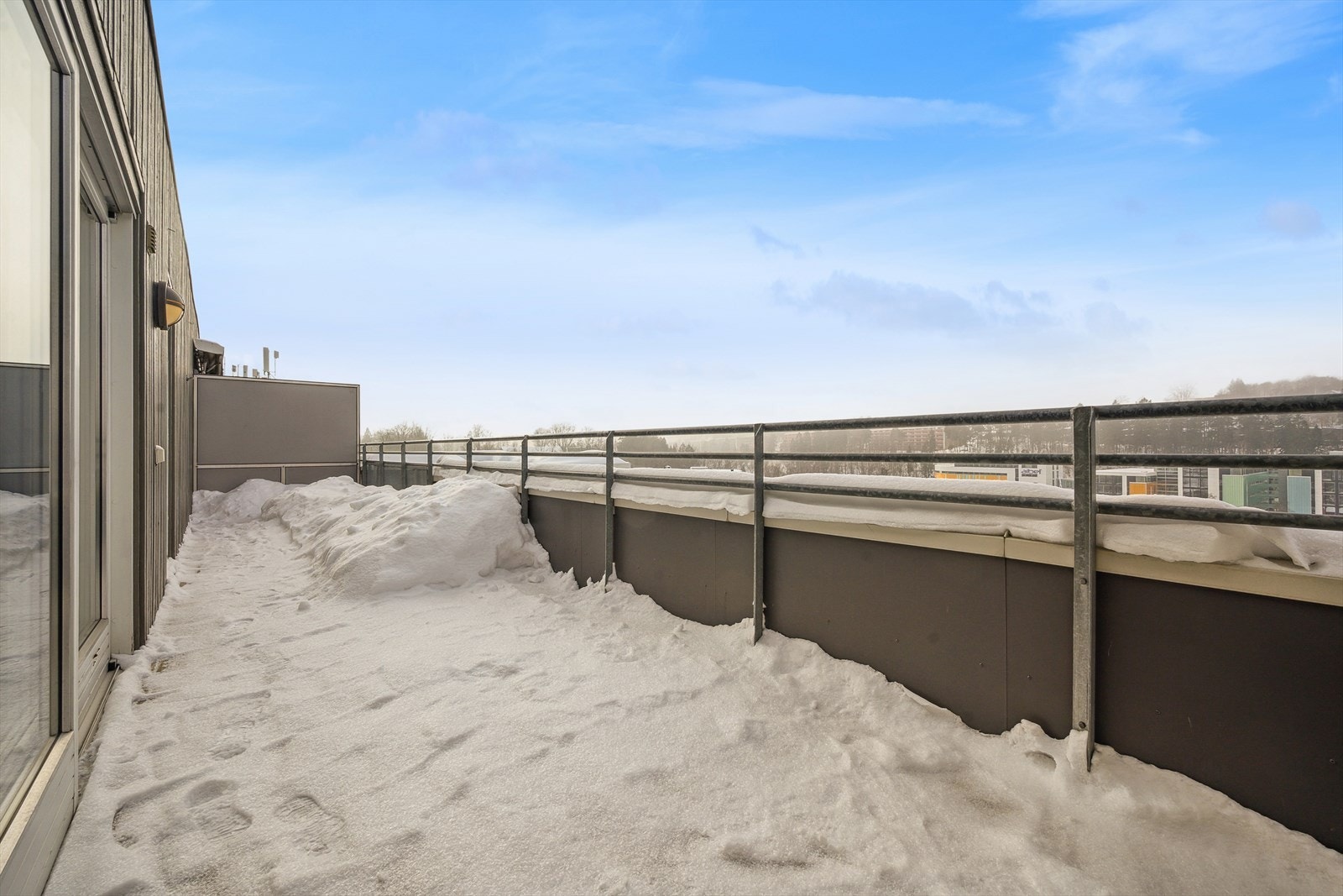 Terrasse. Galleribilde