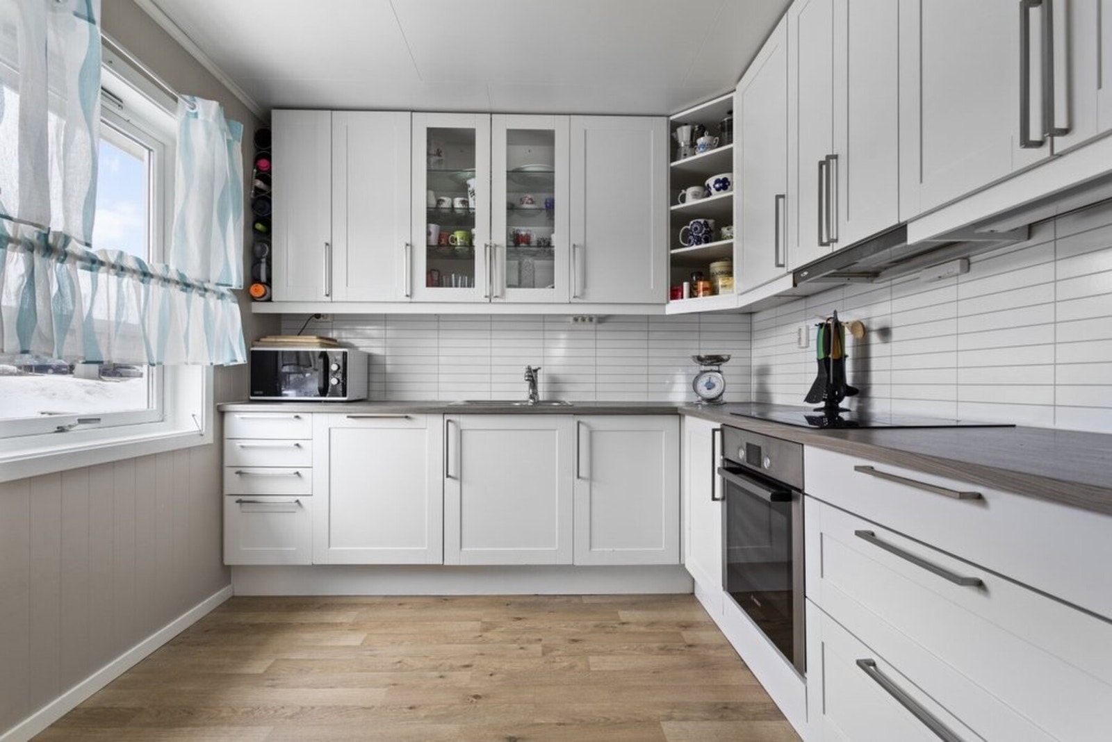 På kjøkkenet vil det og være plass for et spisebord Galleribilde