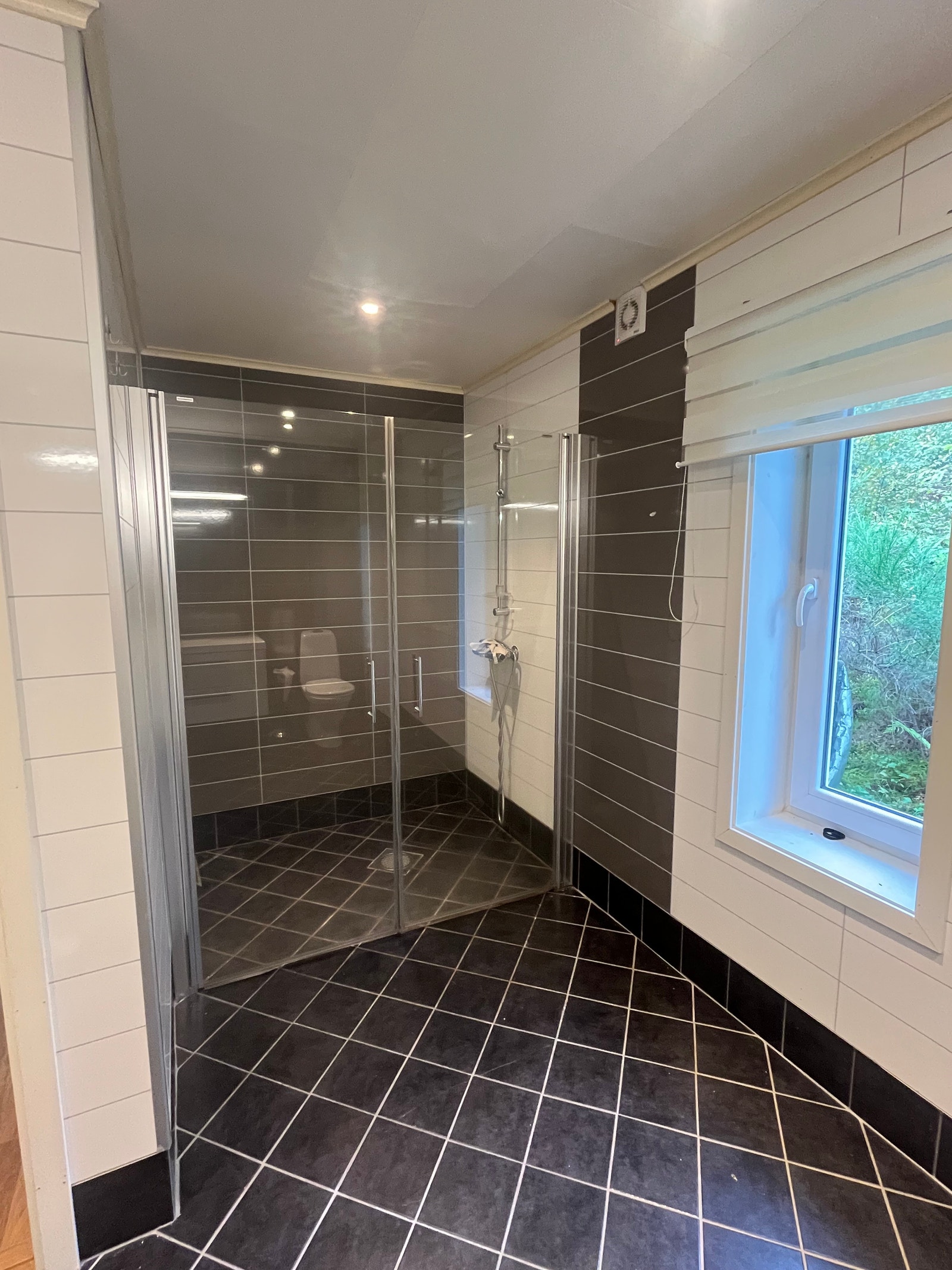 Bad 1 etg Galleribilde