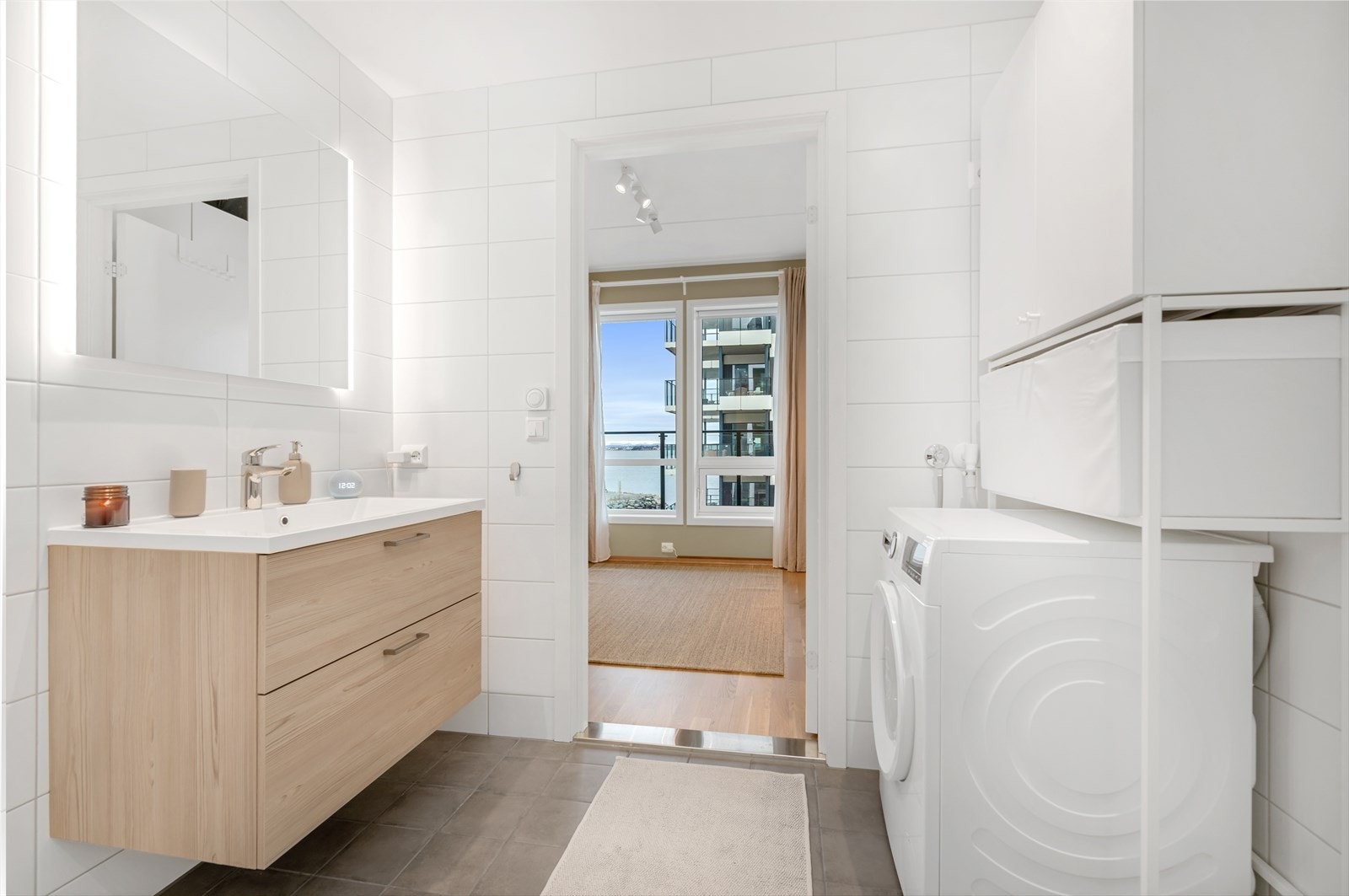 Bad 2 - tidsriktig og moderne Galleribilde