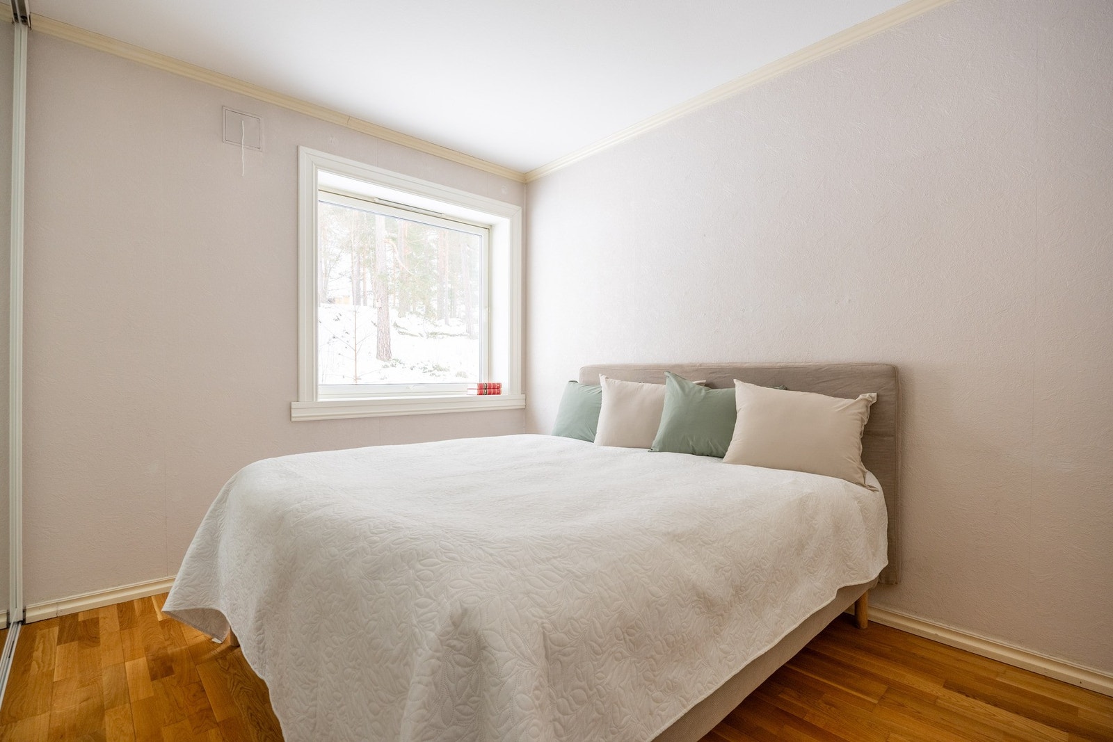 Leiligheten har to romslige soverom. Galleribilde