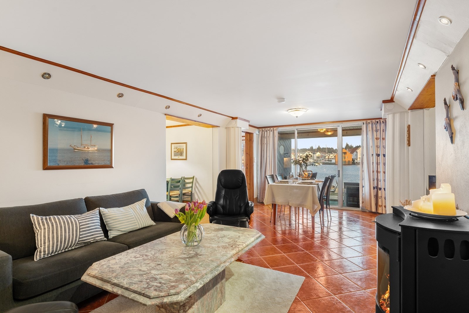 Leiligheten(ikke godkjent) i 1. etasje Galleribilde