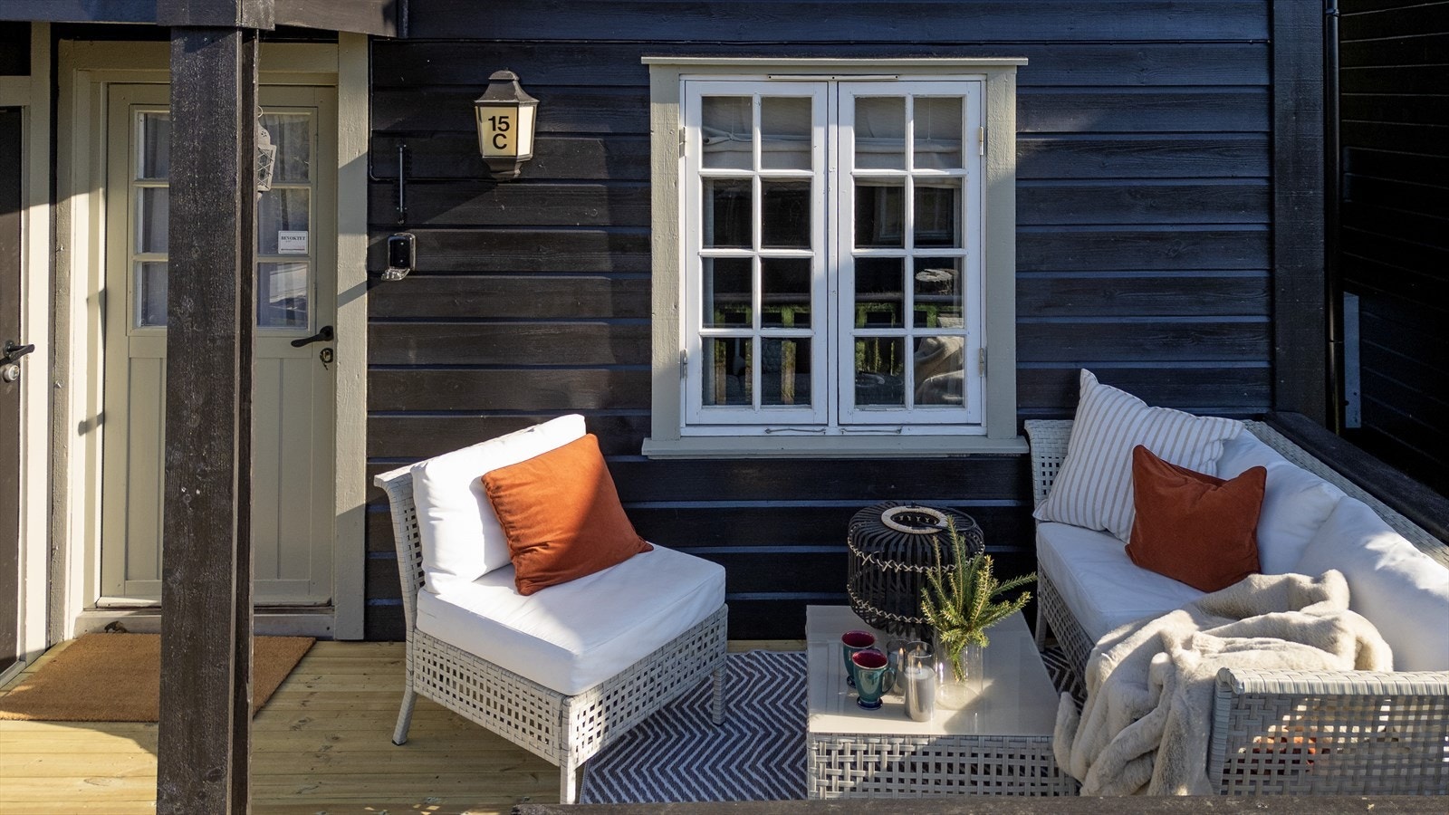 Hyggelig uteplass. Galleribilde