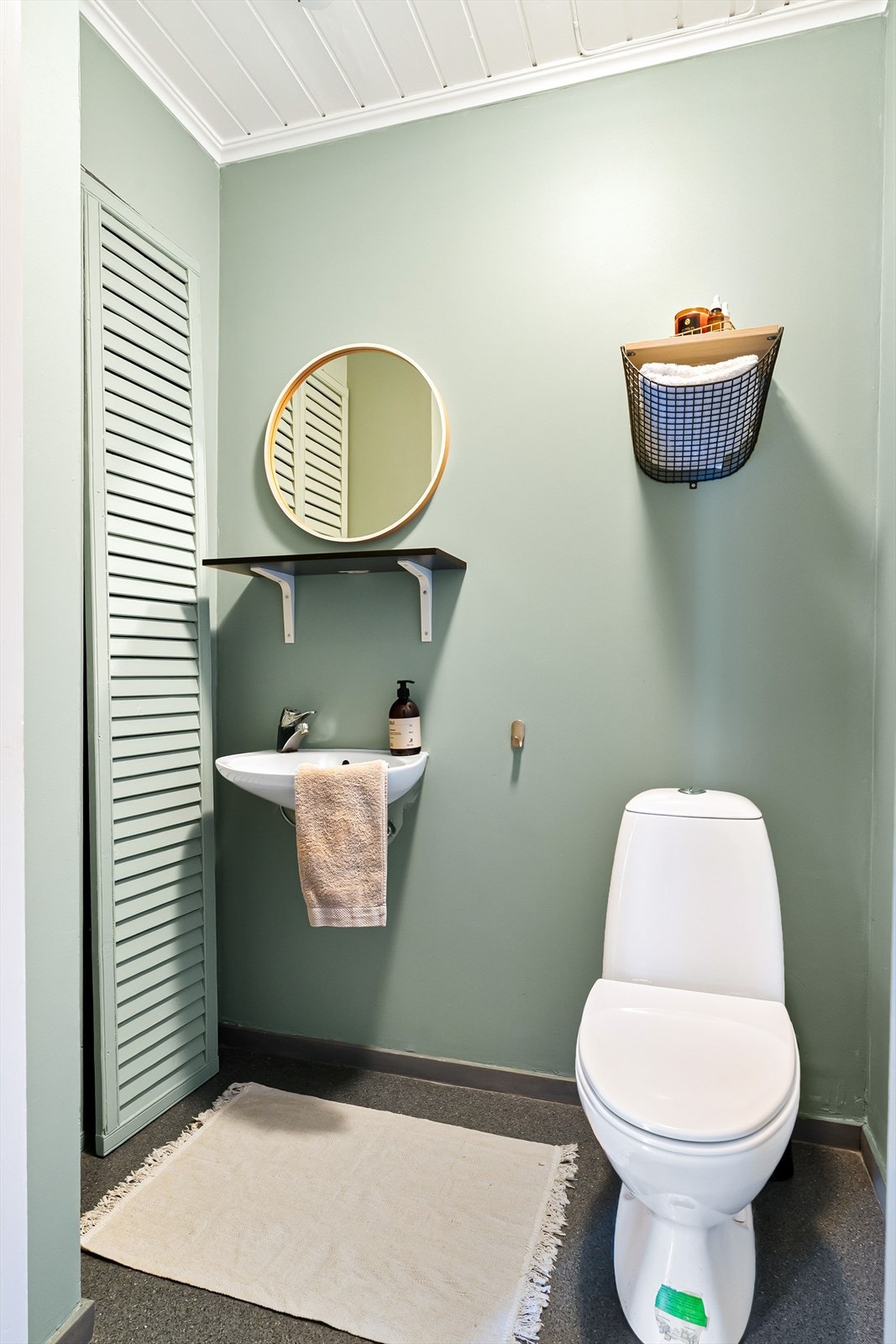 Toalettrom. Galleribilde