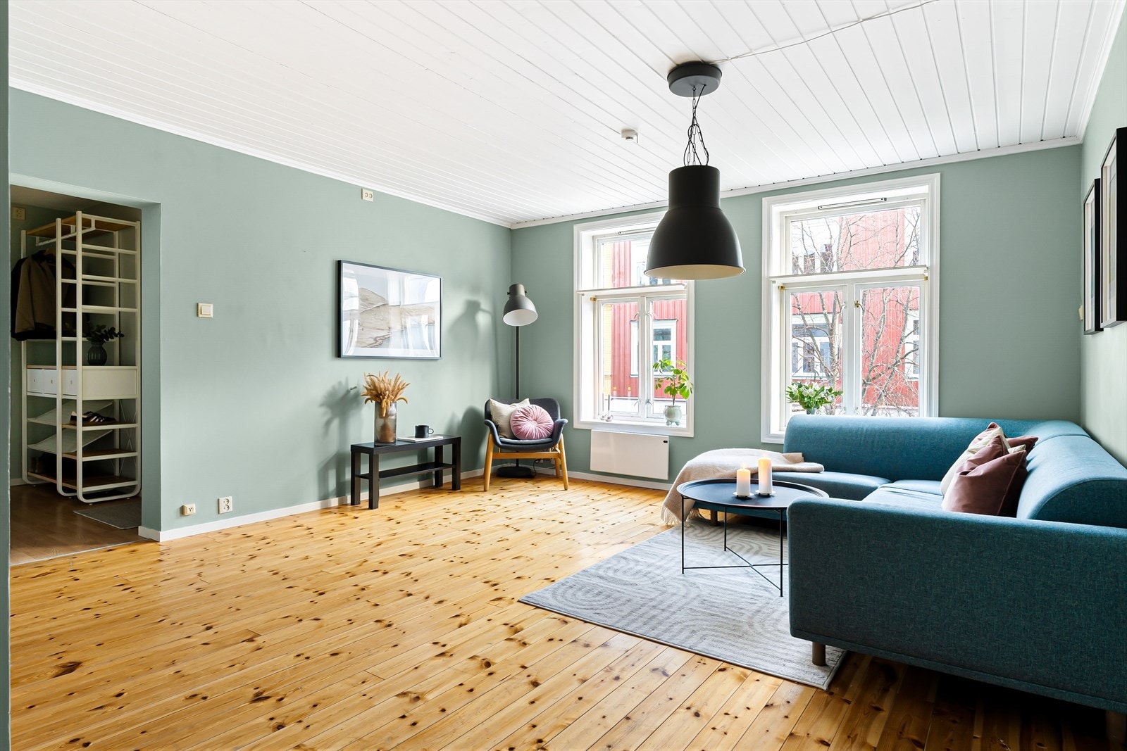 Stue og spisestue har en samlet størrelse på hele 31 m². Galleribilde