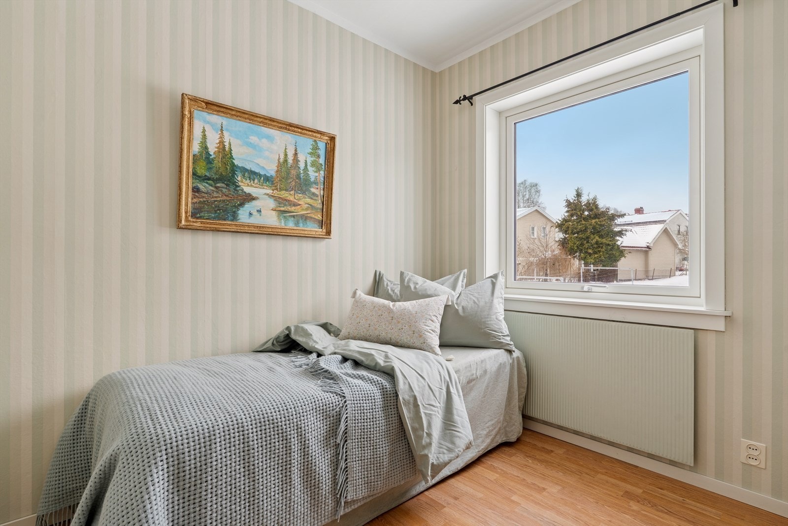 Soverom 3 - Leiligheten har totalt tre soverom. Galleribilde