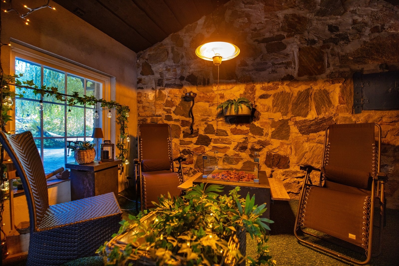 Overbygd uterom med gasspeis. Galleribilde