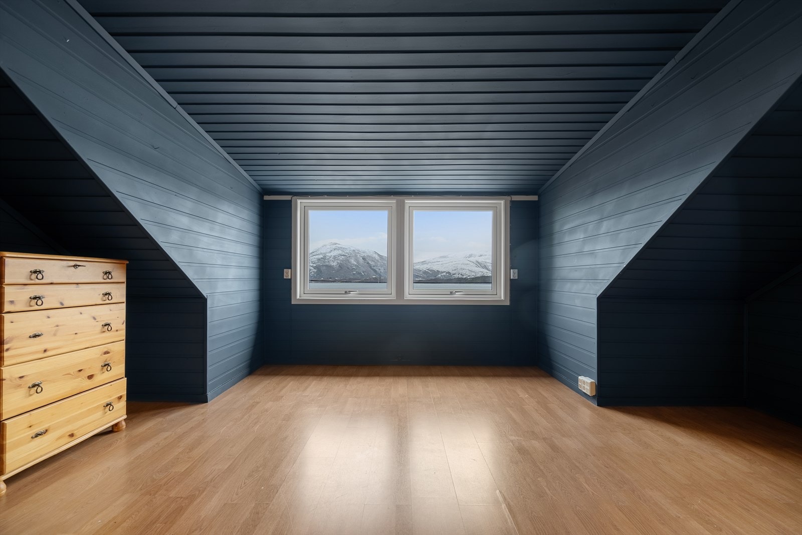 Loftstue Galleribilde