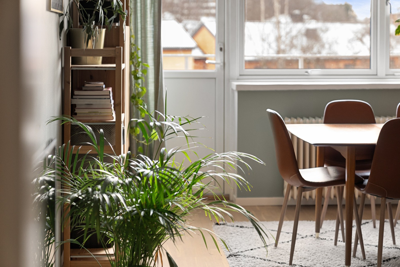 Stuen har flere møbleringsmuligheter og er uten innsyn. Galleribilde