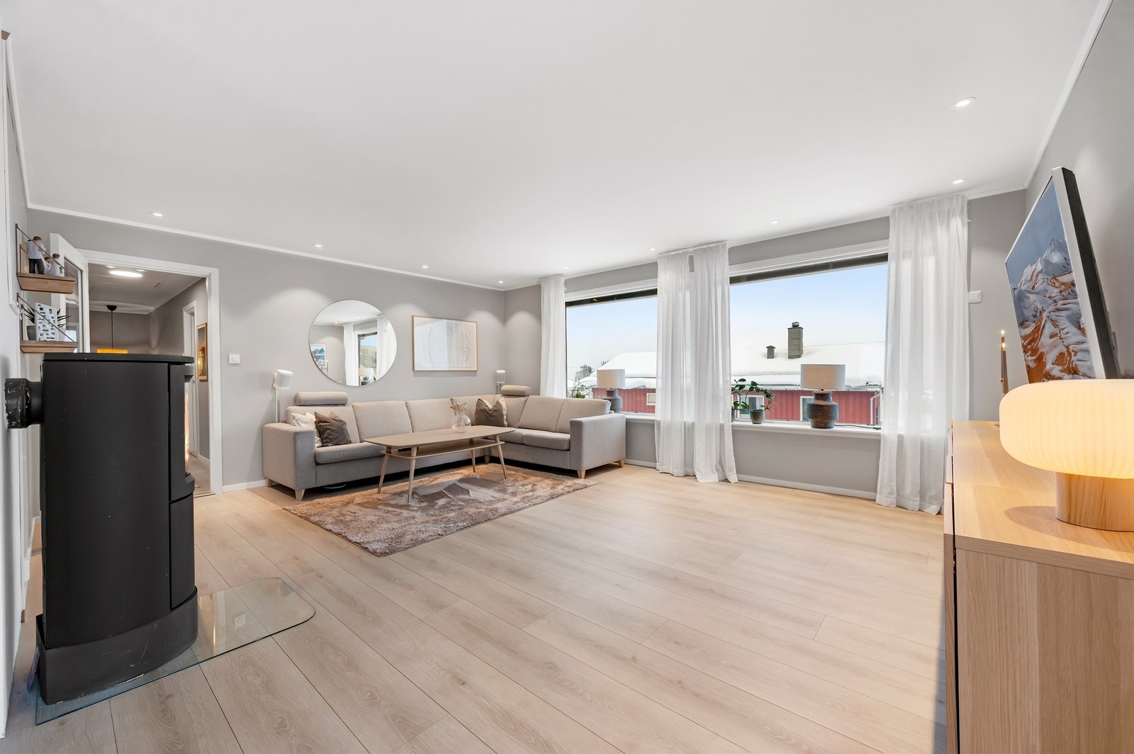 - Delikate overflater med lyse pene fargevalg gjør det enkelt å trives i hverdagen. Galleribilde