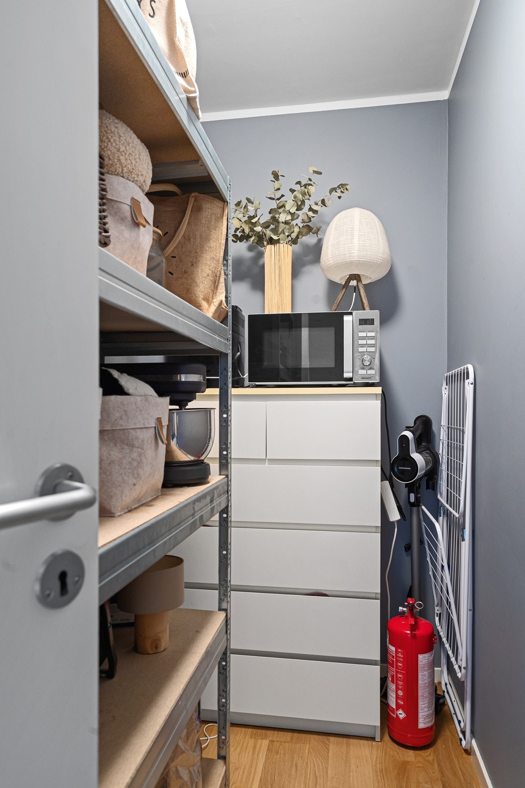 Innvendig bod til oppbevaring Galleribilde