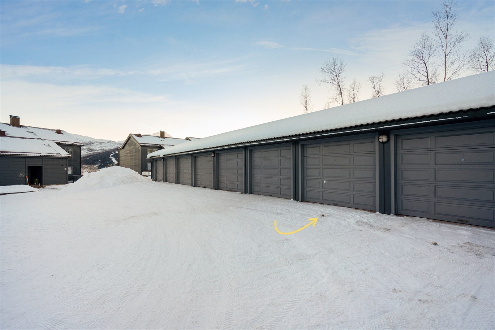 Garasje. Galleribilde