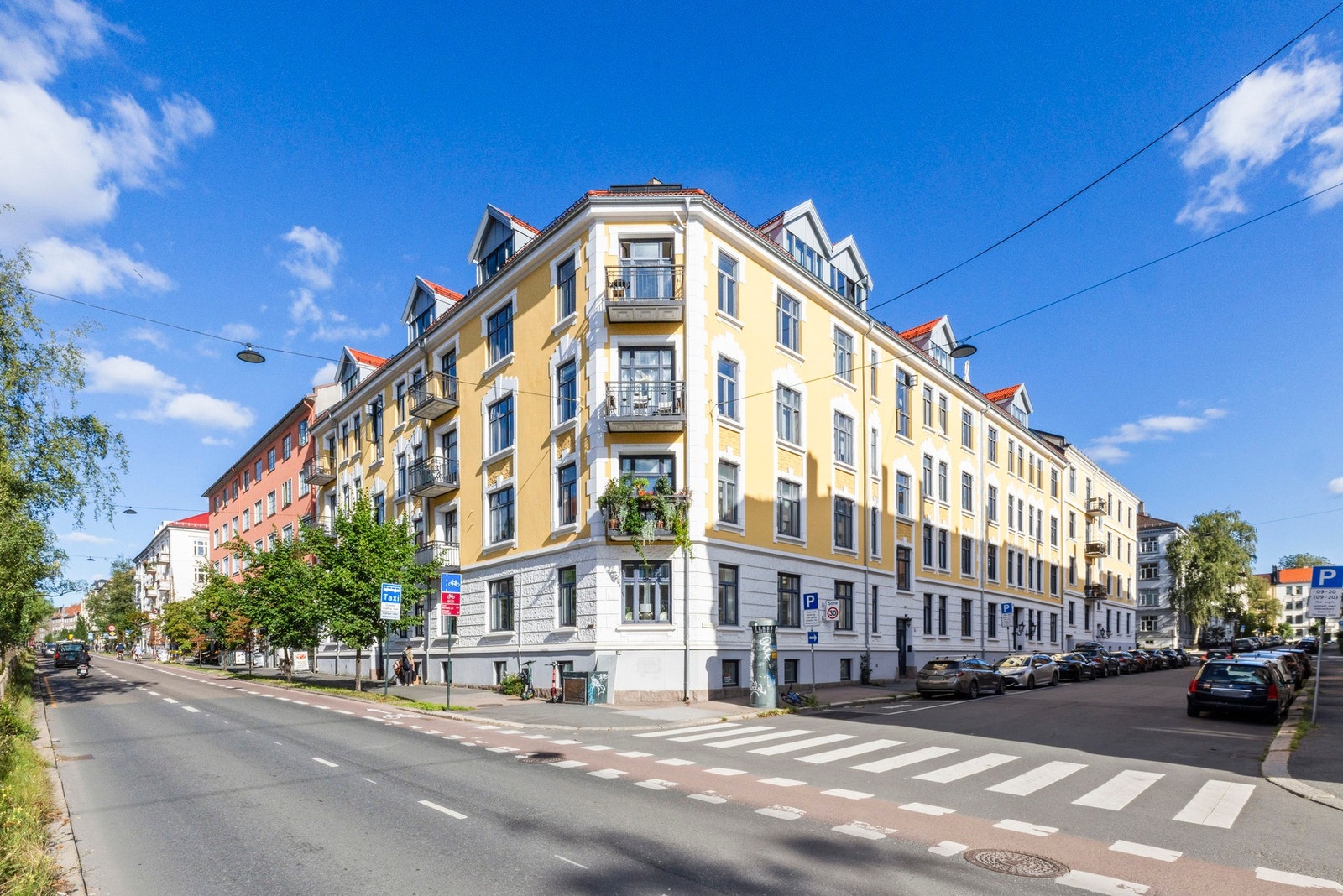 Klassisk bygård fra 1909. Trudvangveien 5C på Majorstuen ligger midt i hjertet av et av Oslos mest populære og levende områder Galleribilde