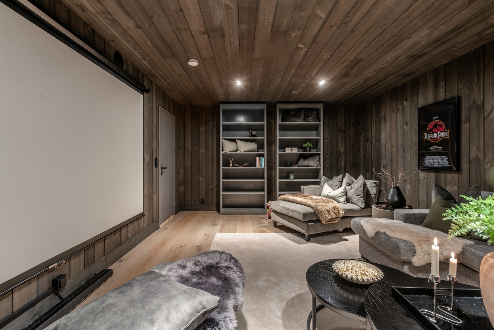 ...hvor actionfilmer kan streames på stort lerret via Apple-TV. Galleribilde