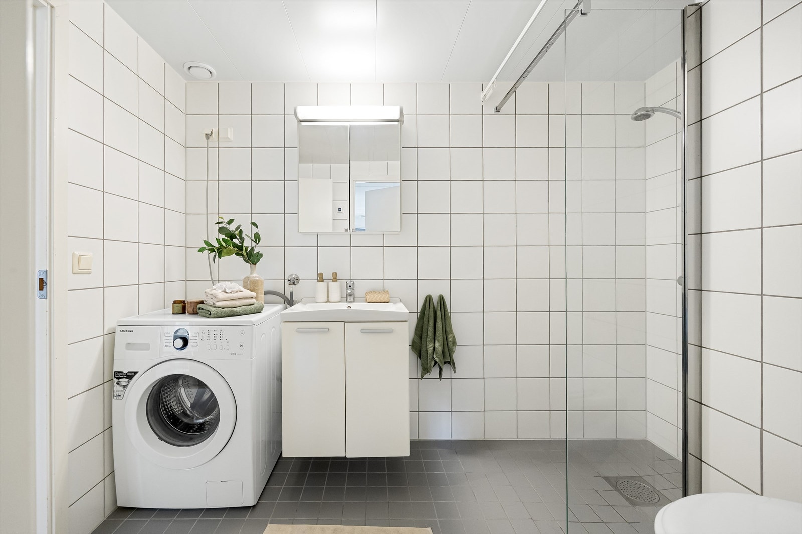 Tidsløst bad fra byggeår (2005). Galleribilde