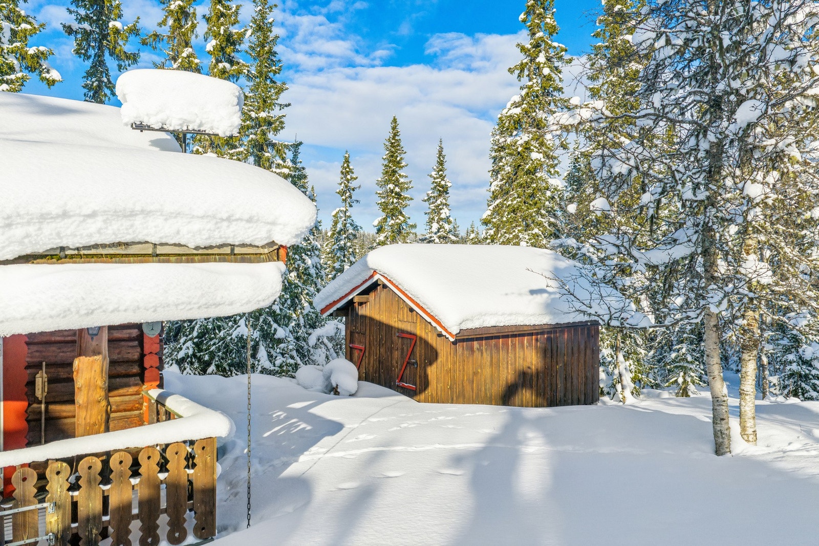 Uthuset ble også bygd i 1987 Galleribilde